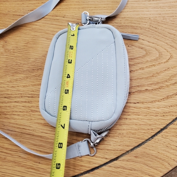 Vooray Crossbody Bag - Picture 6 of 7